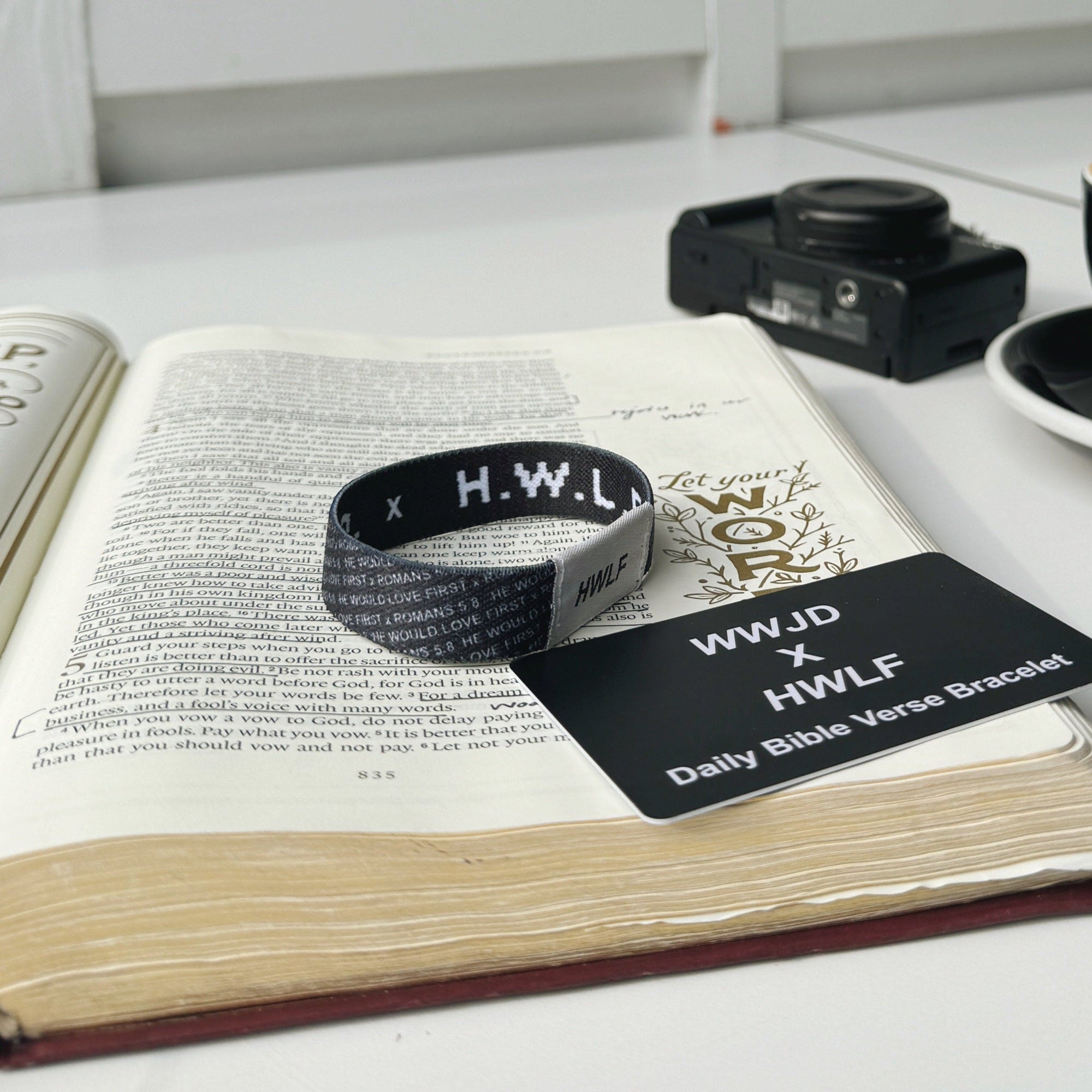 NEW! | DAILY BIBLE VERSE "WWJD X HWLF" BRACELET | BLACK