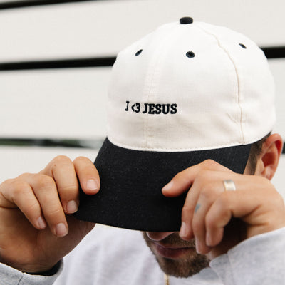 NEW! | "I <3 JESUS" BASEBALL CAP | WHITE/BLACK