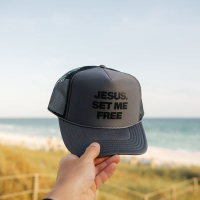 NEW! | "JESUS SET ME FREE" BOLD HAT | BLACK/GRAY