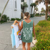NEW! | "LOVE NEVER GIVES UPS" PREMIUM COMFORT COLOR | BEACH TANK