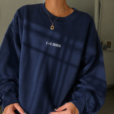 I <3 JESUS CREWNECK