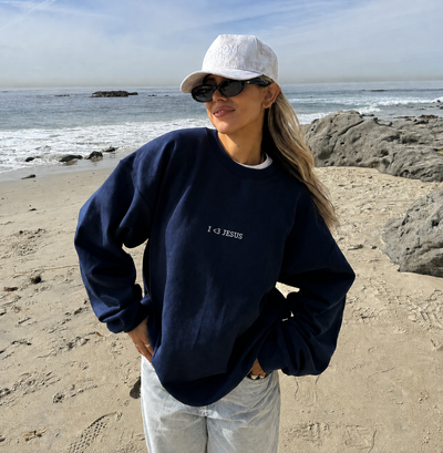 I <3 JESUS CREWNECK