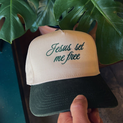 NEW! | "JESUS, SET ME FREE" HAT | NATURAL/GREEN