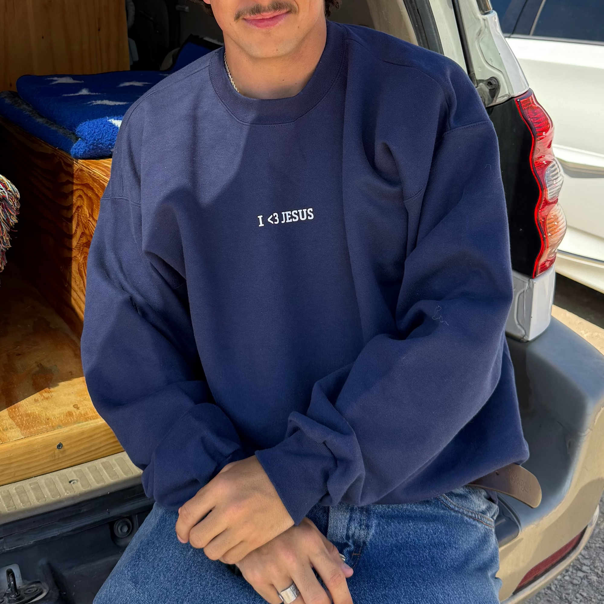 I <3 JESUS CREWNECK