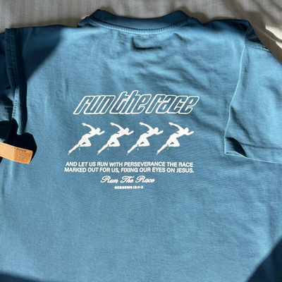 PREMIUM! | RUN THE RACE HEAVY WEIGHT TEE