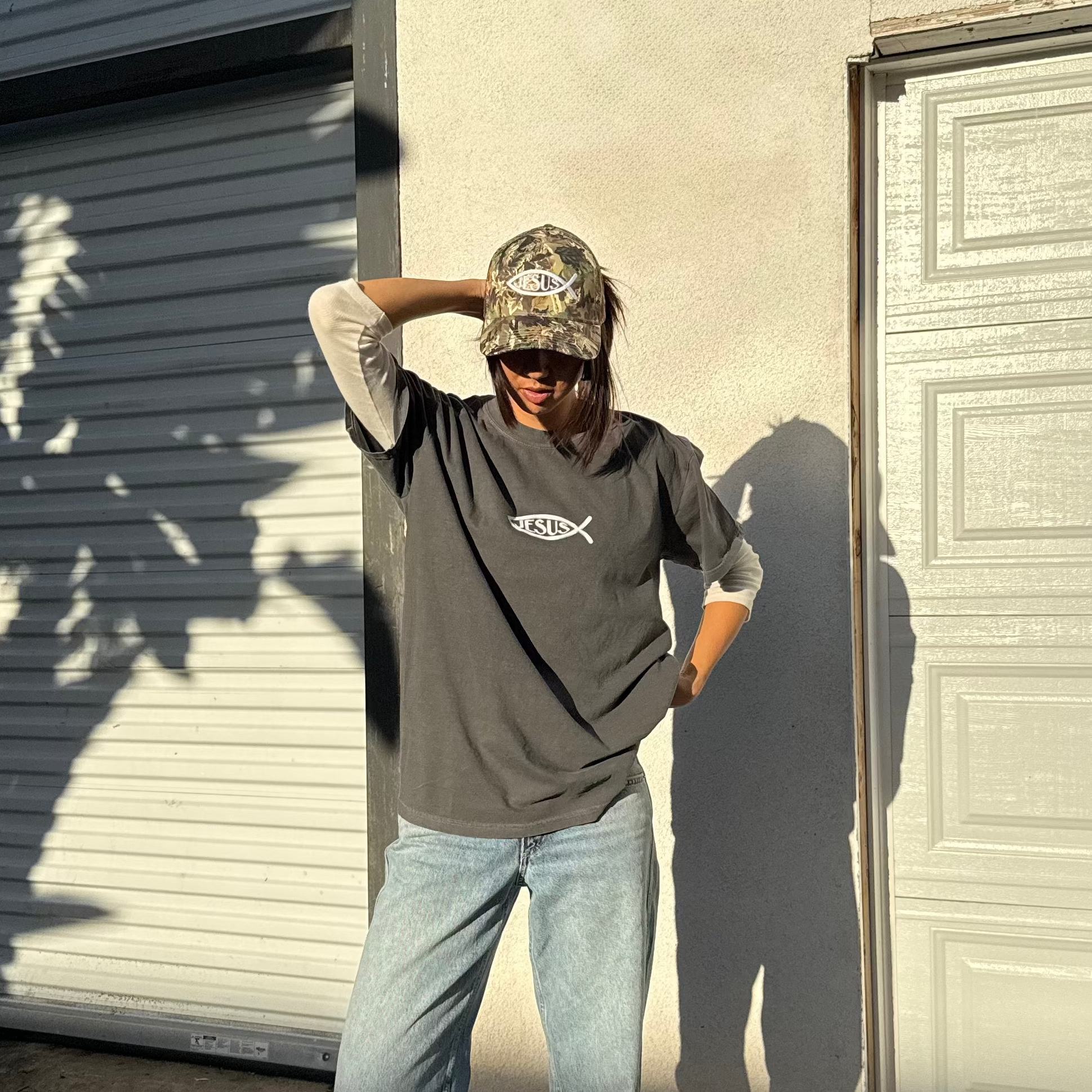 PREMIUM | "JESUS" PREMIUM COMFORT COLOR TEE