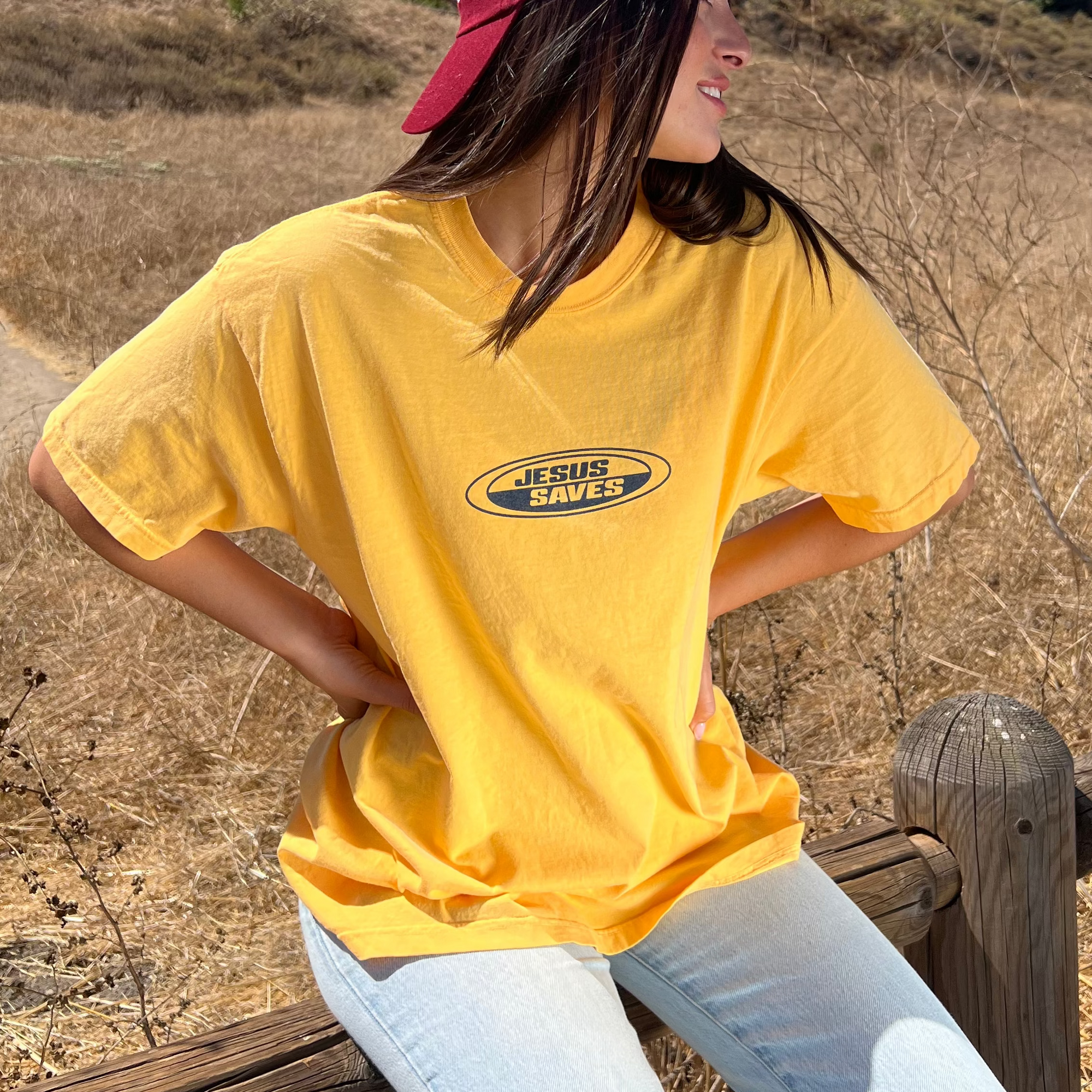 JESUS SAVES COMFORT COLOR TEE