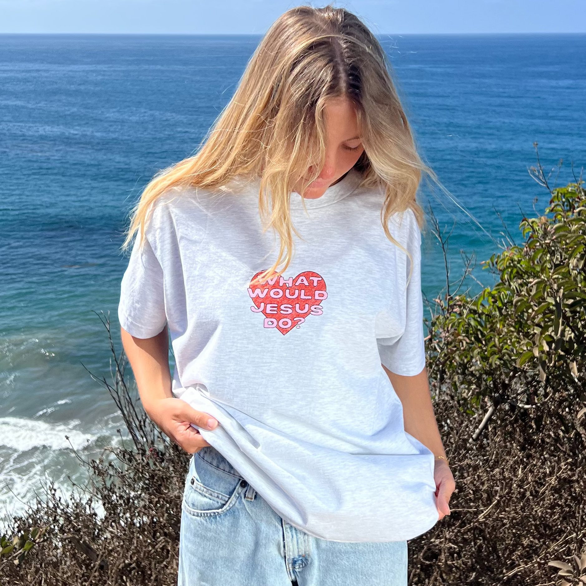 WWJD HEART TEE