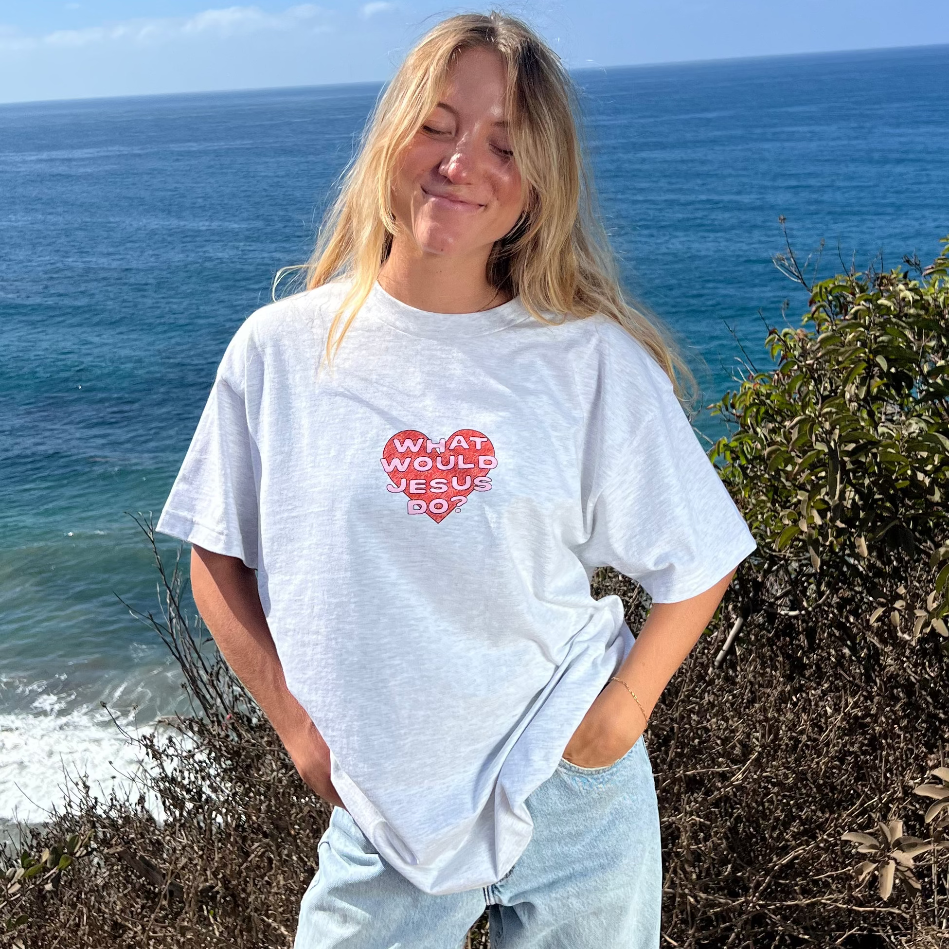 WWJD HEART TEE