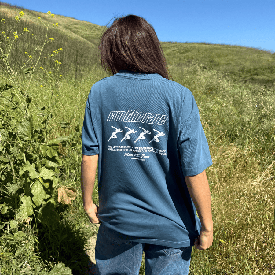 PREMIUM! | RUN THE RACE HEAVY WEIGHT TEE