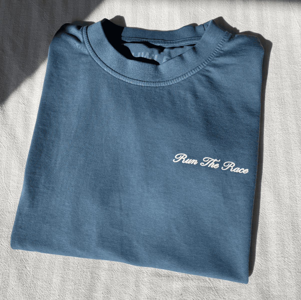 PREMIUM! | RUN THE RACE HEAVY WEIGHT TEE