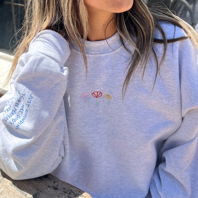 NEW! "FLOWER DOODLE" EMBROIDERED CREWNECK | ASH