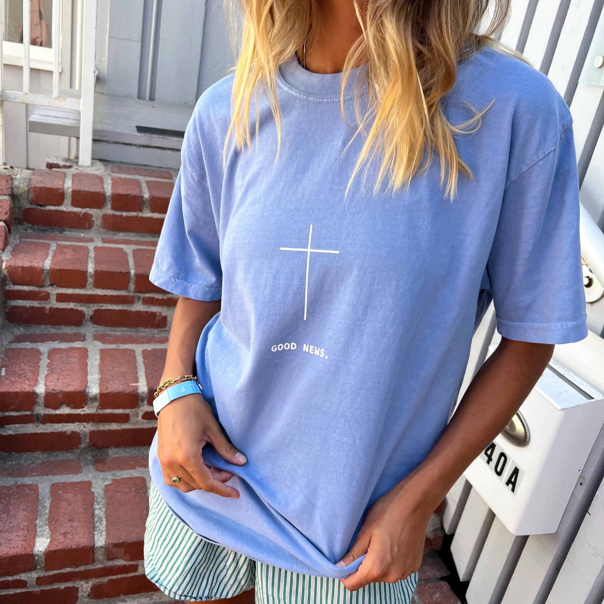 NEW! | "GOOD NEWS" PREMIUM COMFORT COLOR TEE | WASHED DENIM