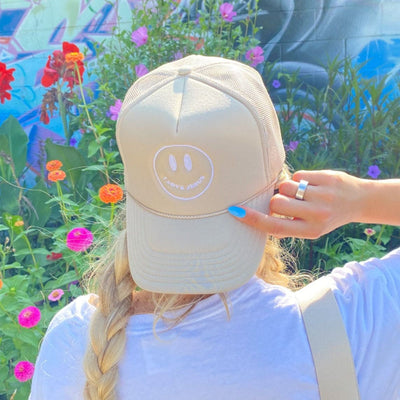 RESTOCKED! | SMILEY | TRUCKER HAT | SAND