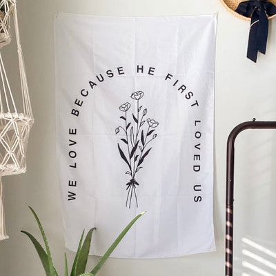 LIMITED! | LOVE FIRST | TAPESTRY FLAG